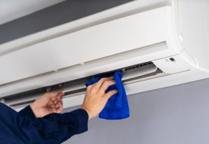 ve-sinh-may-lanh-tai-nha